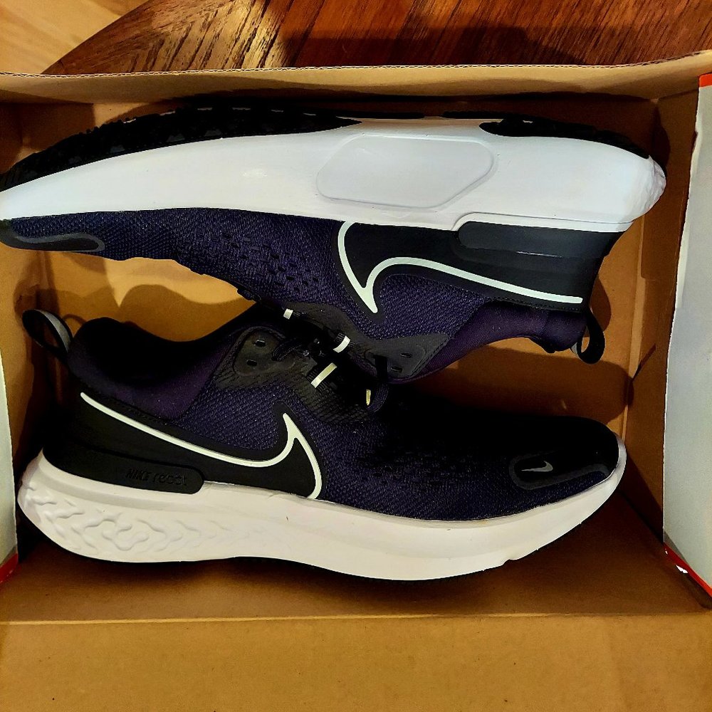 NIB BRAND NEW NEVER WORN Men's Nike React Miler 2